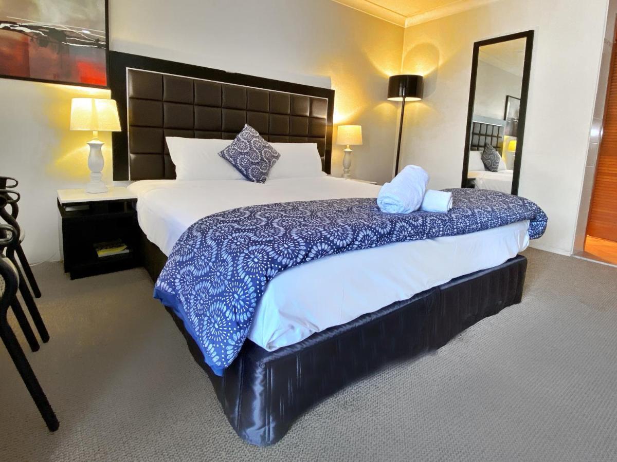 تامفورث Almond Inn المظهر الخارجي الصورة